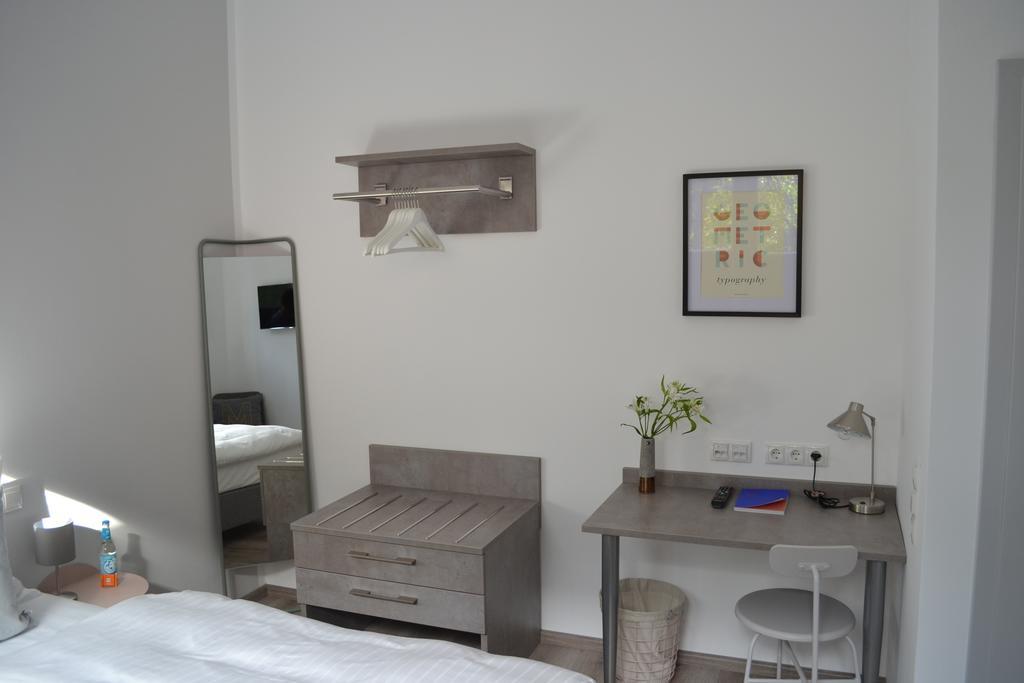 Boutique-Hotel "Stilvoll" أندرناخ الغرفة الصورة