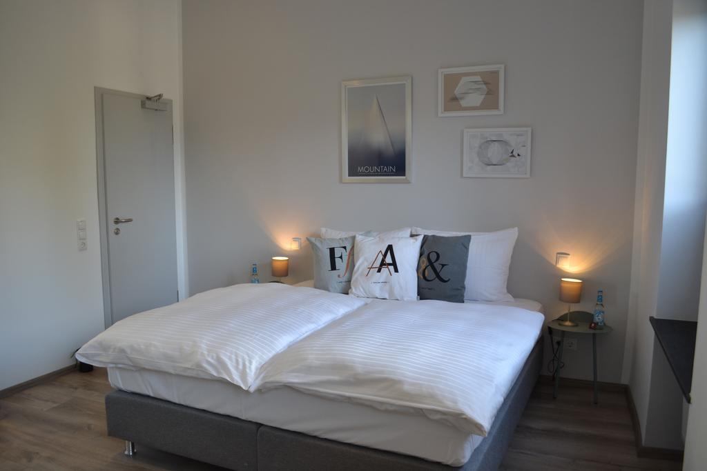 Boutique-Hotel "Stilvoll" أندرناخ الغرفة الصورة